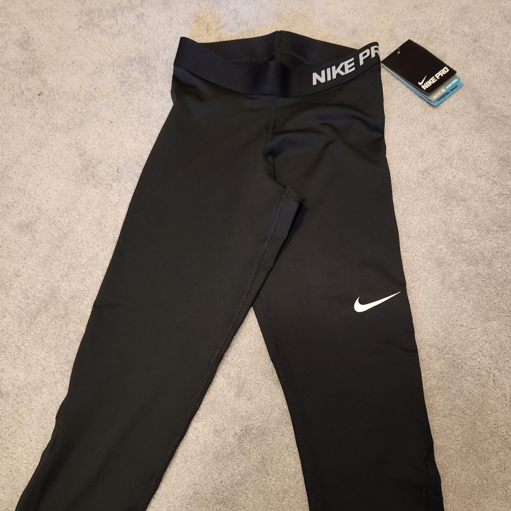 BRAND NEW NIKE PRO training legging Women size XS